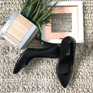 Steve Madden Black Pump